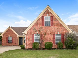 10698 Ridgefield Dr, Olive Branch, MS 38654