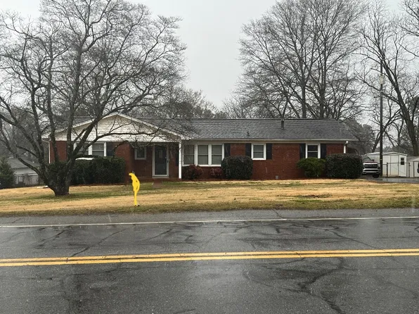 402 McGee Rd, Anderson, SC 29625