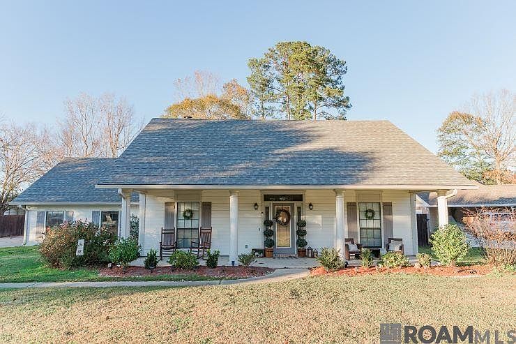1st image of 7979 Darlene Ave