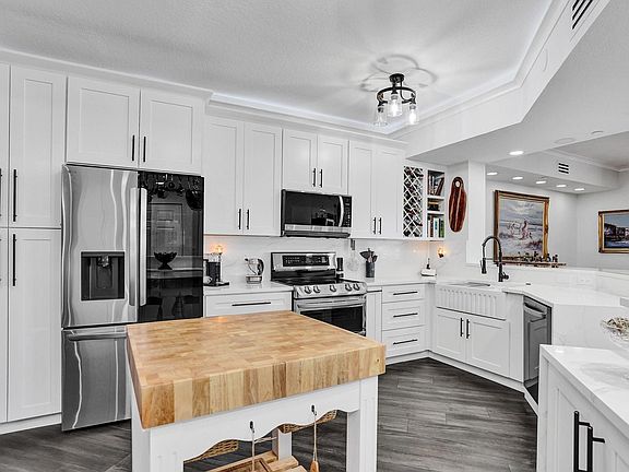 2nd image of 7755 Yardley Drive #209