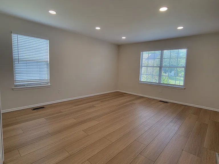 120 Forge Ln — Photo 6