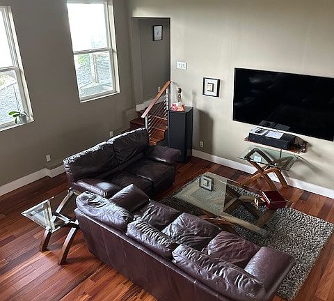 2nd image of 108 Rose Ln