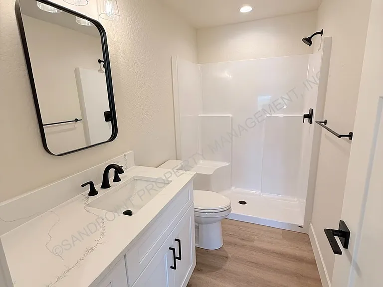424 S Olive Ave #202 — Photo 28
