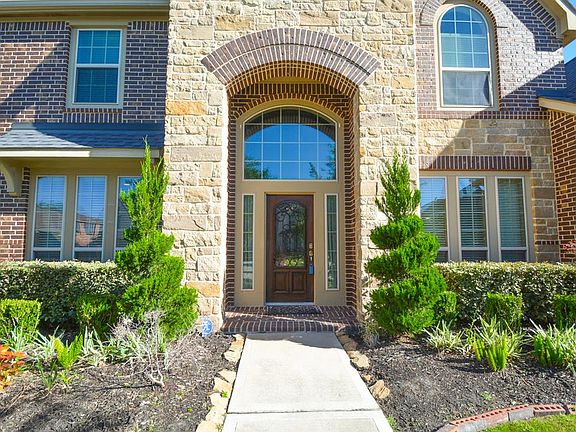 5th image of 5802 Emmit Creek Ln