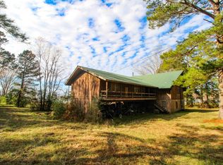 707 Lake Trace Rd, Converse, LA 71419