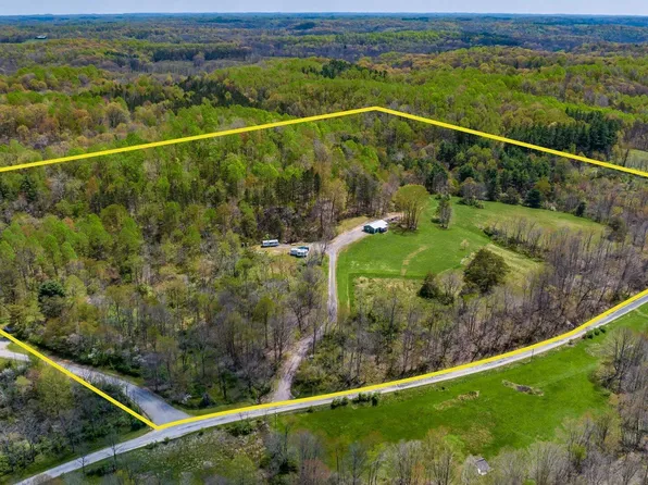 5051 Stone Church Hollow Rd SE, Shawnee, OH 43782