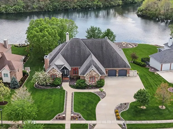 2550 Lake Reunion Pkwy, Decatur, IL 62521