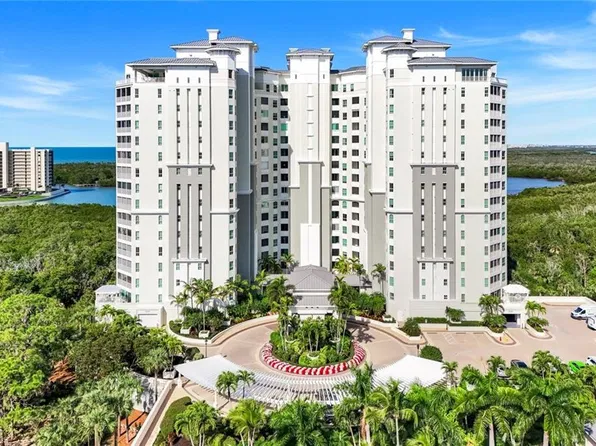 295 Grande WAY #1405, NAPLES, FL 34110