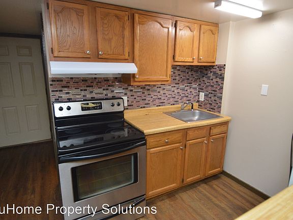 3rd image of 222 Pacific Ave #1/2
