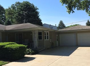 207 W Summit Ave, Normal, IL 61761