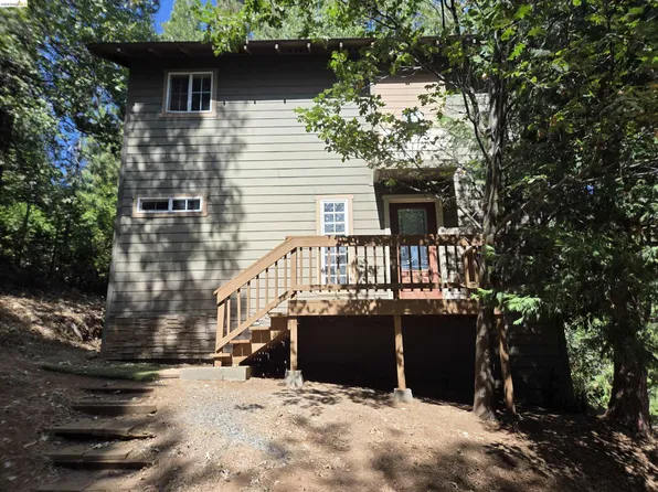 22464 N Tuolumne Rd, Twain Harte, CA 95383