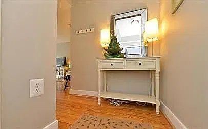 2 bed, 686 sqft, $2,395 — Photo 2