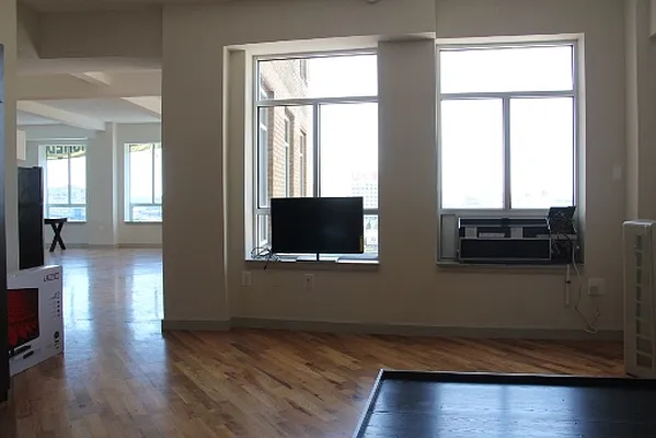 Rented by 5 Boro Realty Corp | media 22