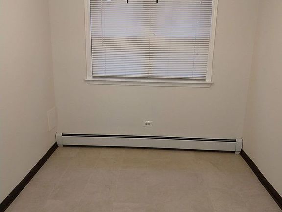 5th image of 386 Alles St APT 102