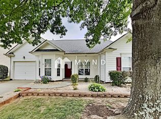 227 Everett Park Dr, Mooresville, NC 28115