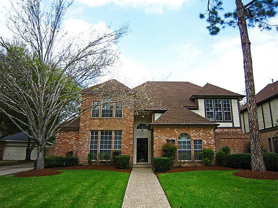 1st image of 18306 Longcliffe Dr