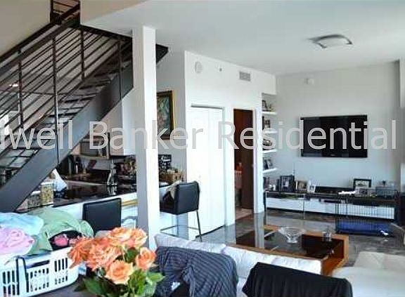 2nd image of 60 SW 13th St APT 4005