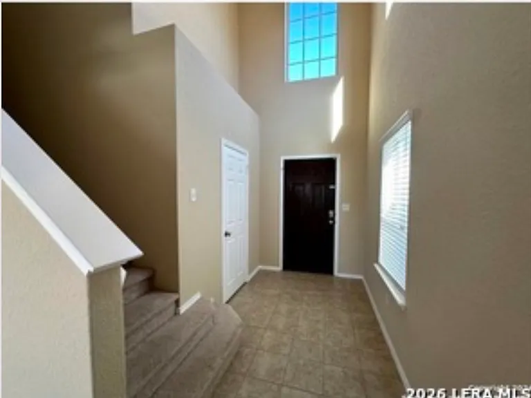25007 Cambridge Wl — Photo 2