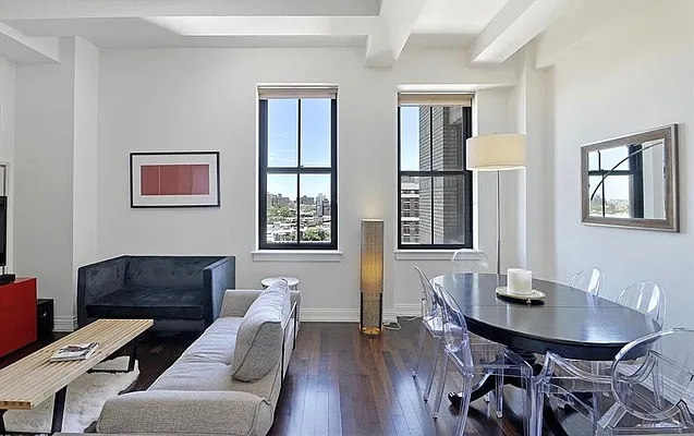 Rented by Compass | media 22