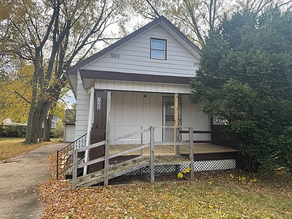 2nd image of 722 E Paris Ave