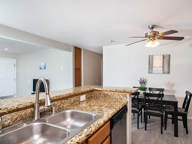 3454 Castle Glen Dr #136 — Photo 8