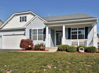 4655 McLaren Dr, Oswego, IL 60543