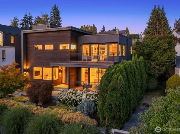 2524 30th Avenue W, Seattle, WA 98199