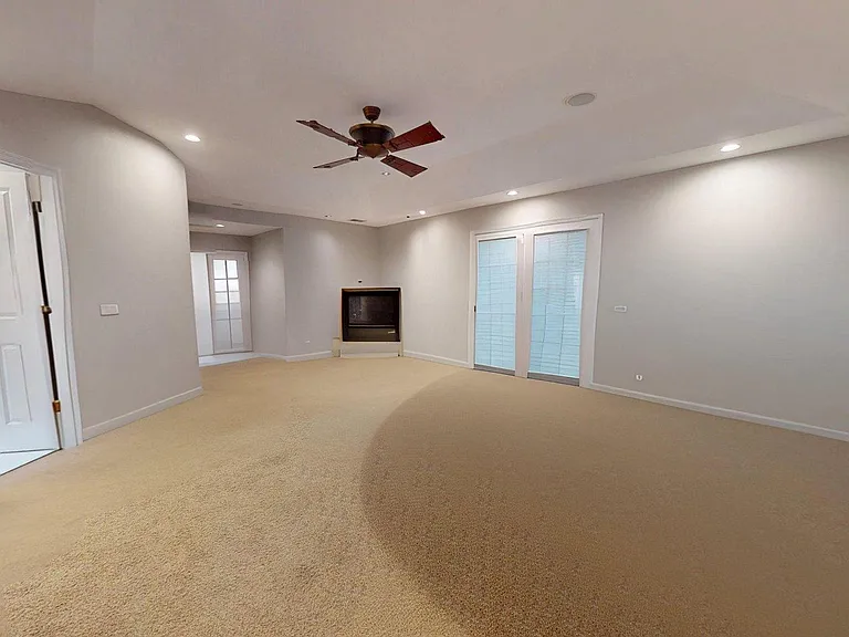 5803 Hall St — Photo 15