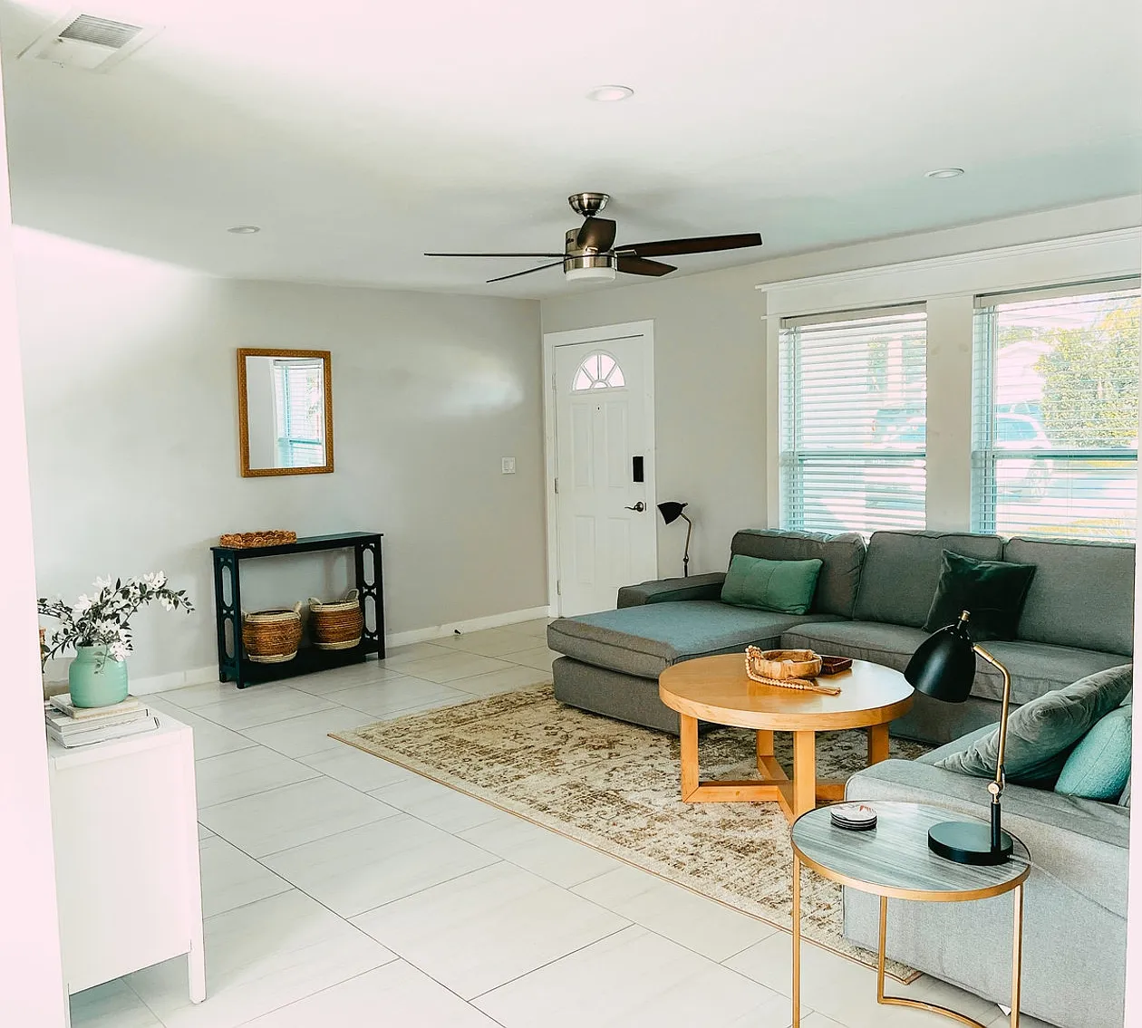3 bed, 2.0 bath, $8,688 — Photo 4