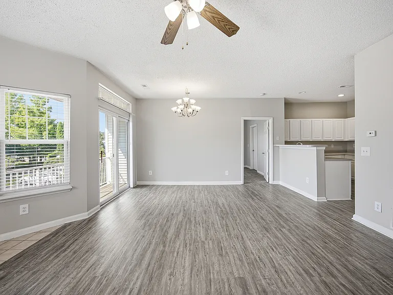 Colts Run-36 - Belmont Apartment 603