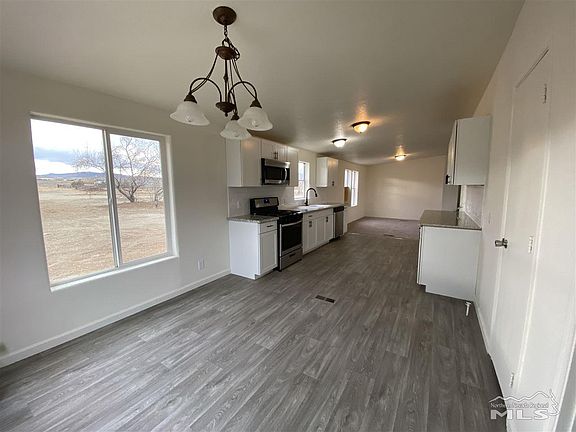 5th image of 5165 White Oak Dr