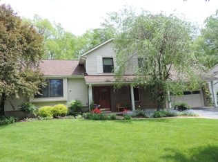 37 Hidden Spring Cir, Rochester, NY 14616