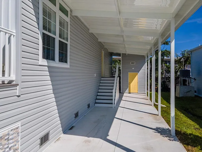 11596 Palm Dr — Photo 41