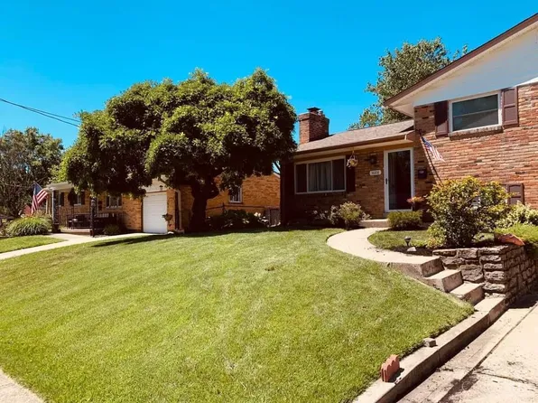 3688 Brockton Dr, Cincinnati, OH 45251