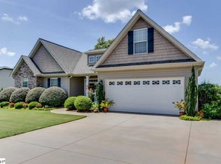 5 Wallhaven Dr, Greer, SC 29651