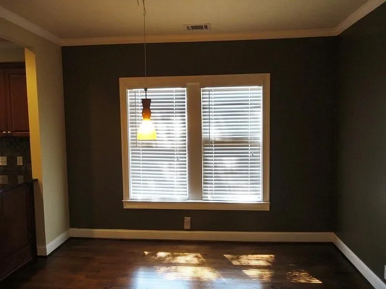 49 Leslie St NE — Photo 18