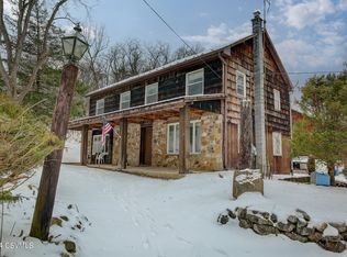2080 Red Bank Rd, Mifflinburg, PA 17844