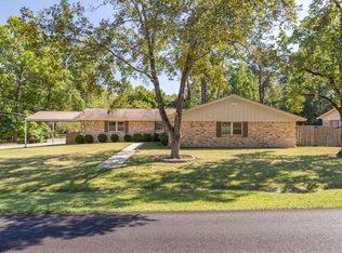 916 Circle Dr, Lufkin, TX 75901