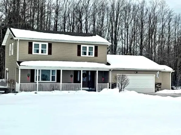8440 Platz Rd, Fairview, PA 16415