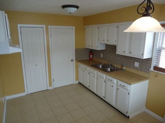 5th image of 799 Minota Ave