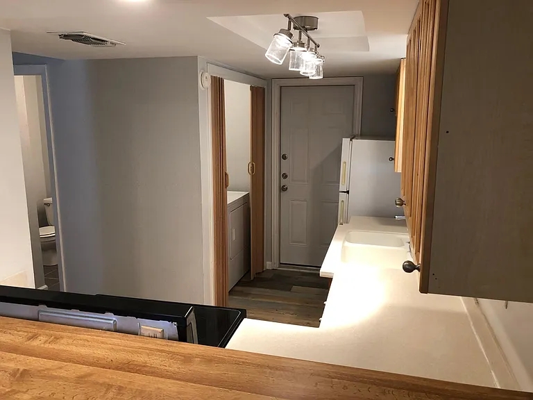 920 N 7th St — Photo 10