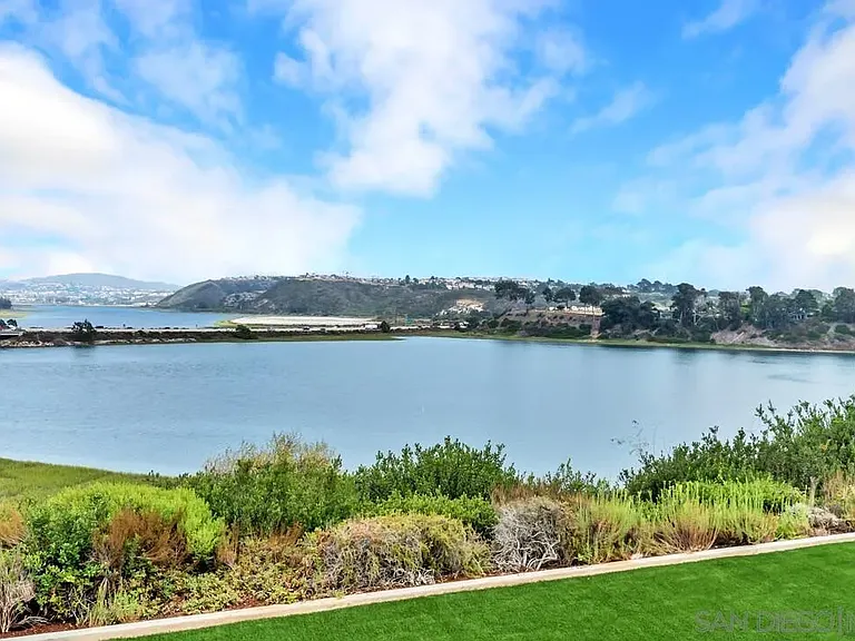 7564 Navigator Cir — Photo 42