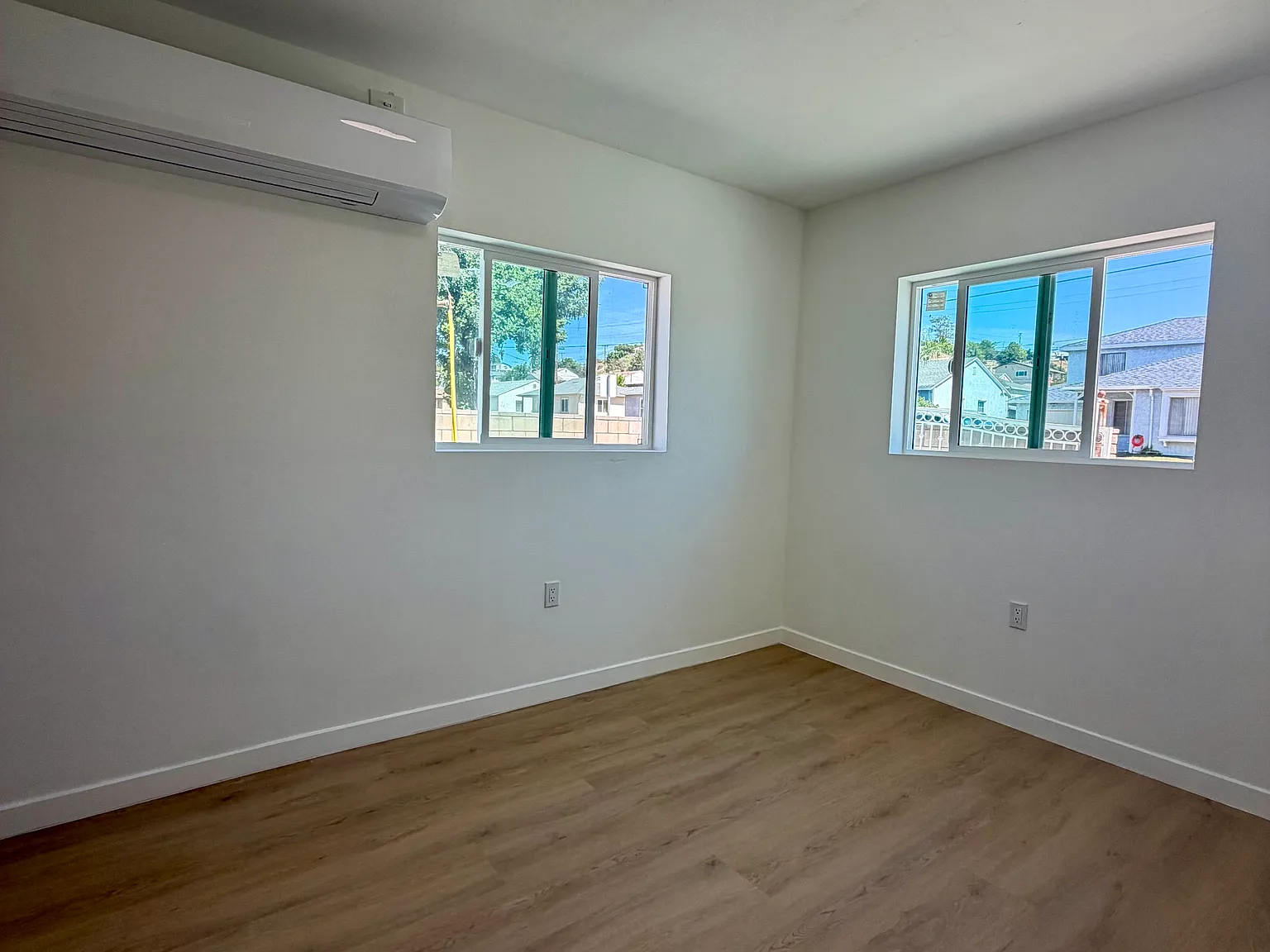 1 bed, 400 sqft, $1,500 — Photo 3