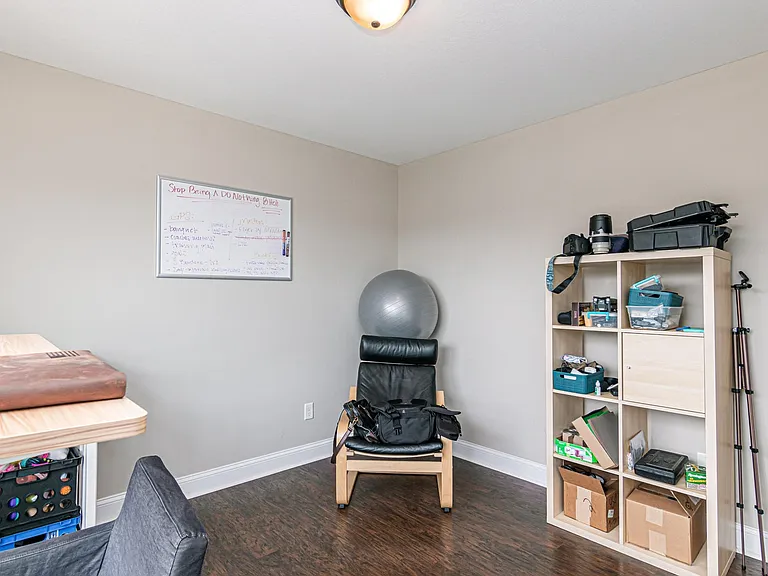 459 Titanium Dr — Photo 23