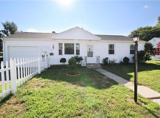 6 Clearview Dr, Coventry, RI 02816