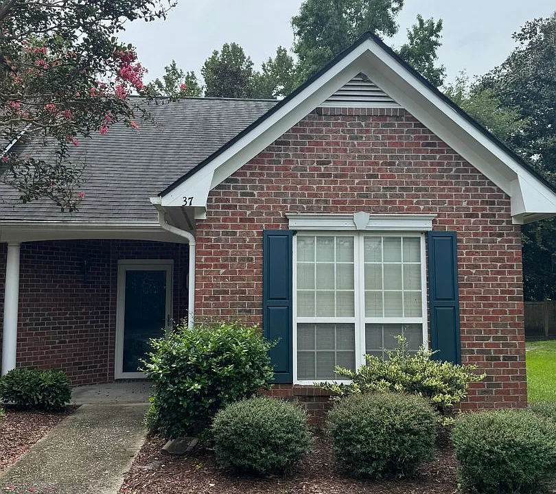 1600 Sturdivant Dr #37