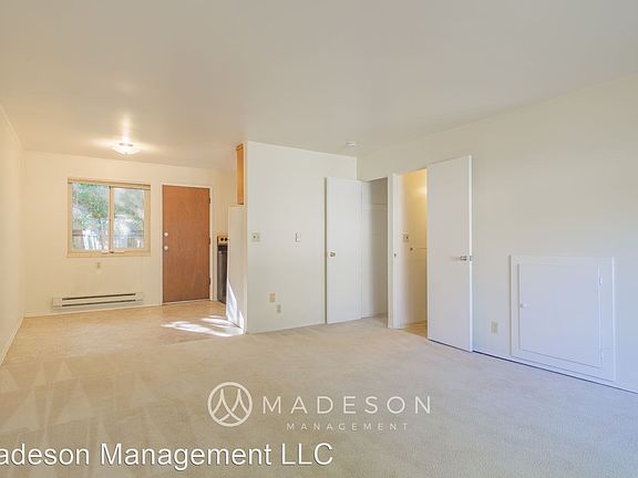 2nd image of 3615 NE 73rd Pl #4