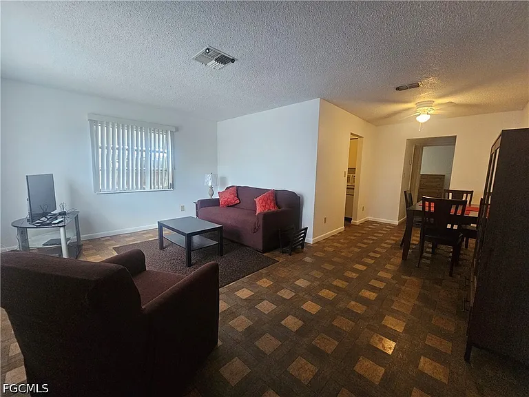 34 Desert Candle Cir — Photo 3