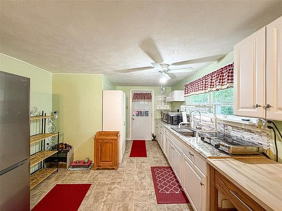 5th image of 10469 N Martin Dr