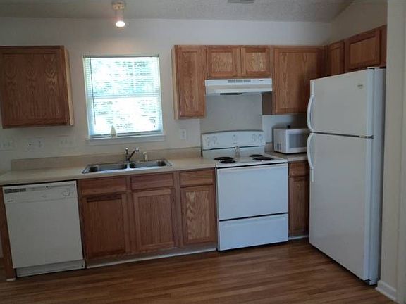 Kitchen includes all appl